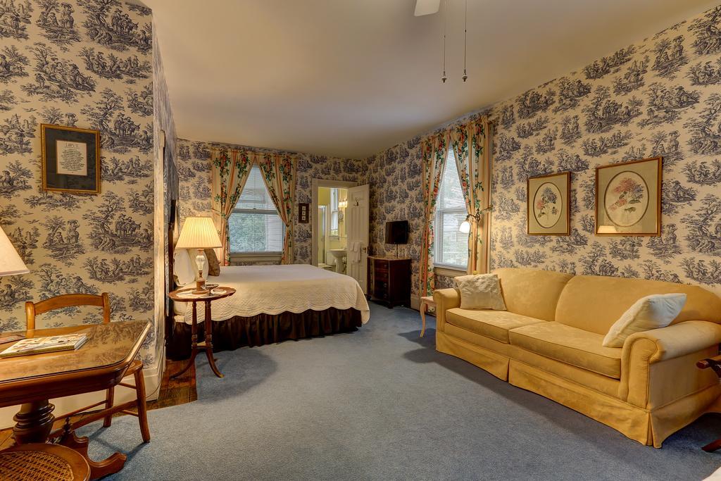 C.W. Worth House Bed And Breakfast Уилмингтон Номер фото