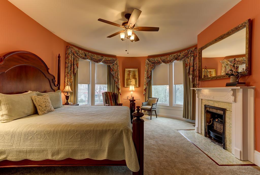 C.W. Worth House Bed And Breakfast Уилмингтон Номер фото