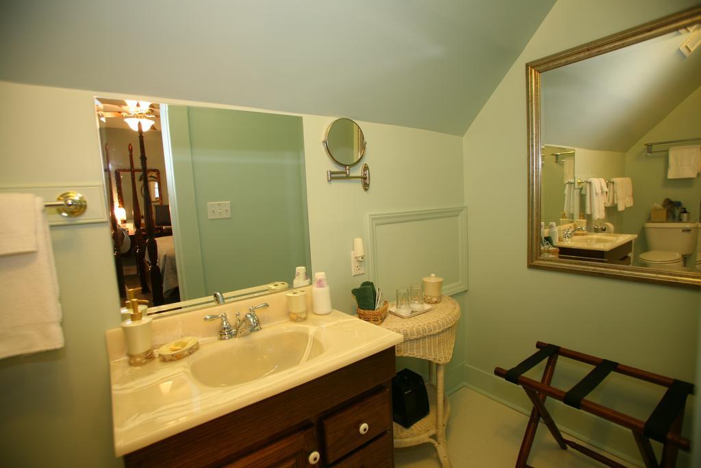 C.W. Worth House Bed And Breakfast Уилмингтон Номер фото